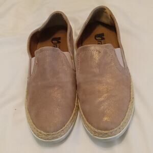 Umberto Raffini Wynne Slip On Champagne Crackled Size 8. Casual